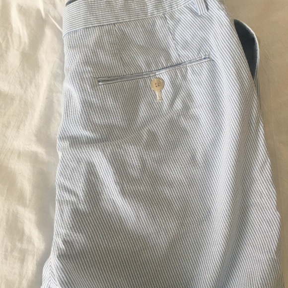 UNIQlo shorts, size Medium - Picture 3 of 3
